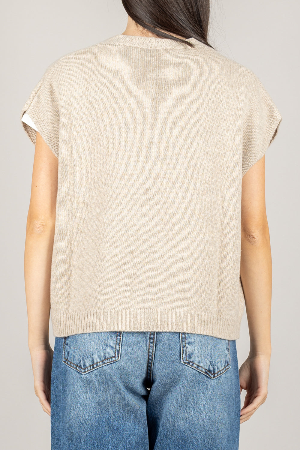 TENSIONE IN - D80014 - GILET SCOLLO A V CON BOTTONI