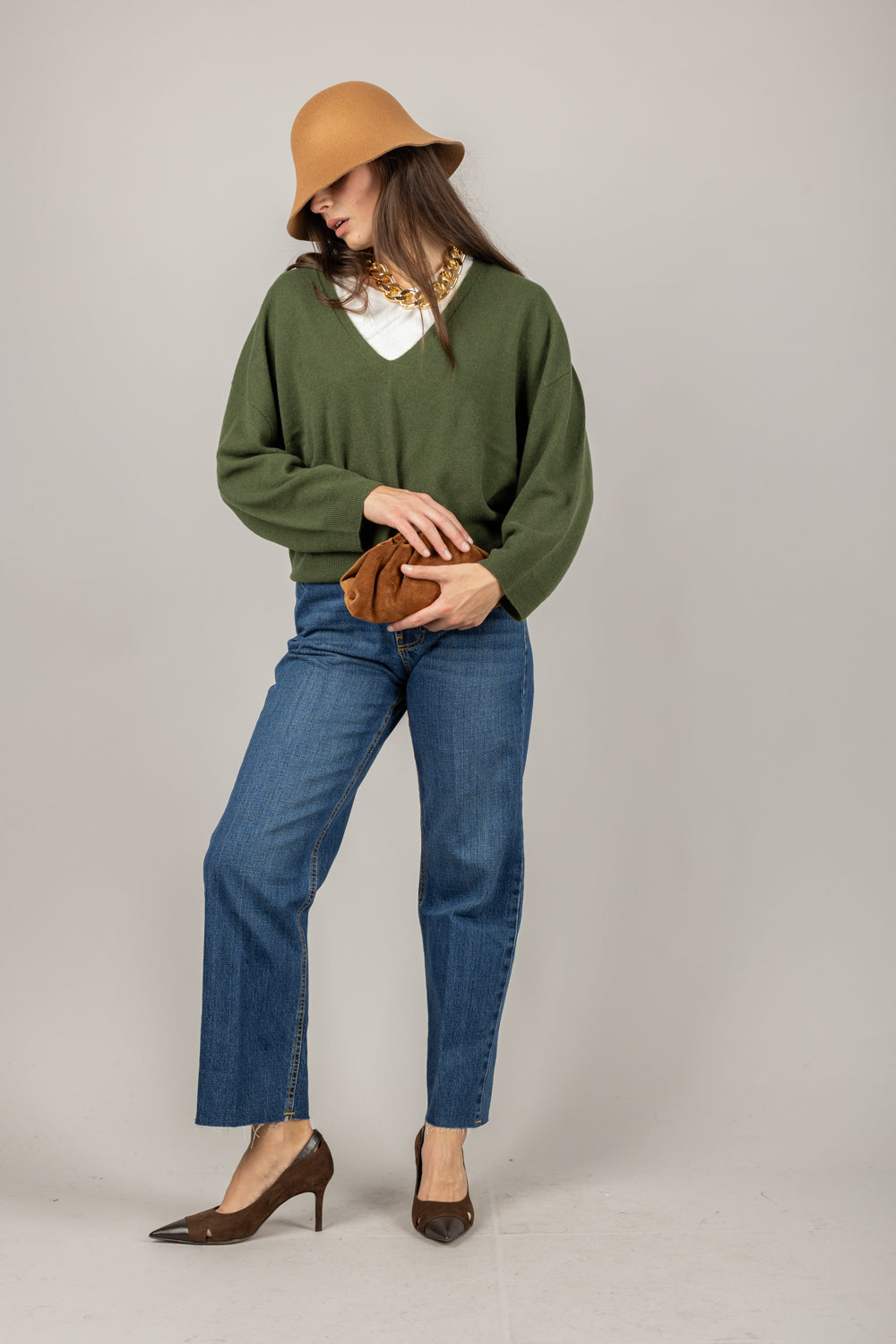 VICOLO - 22077F - MAGLIA SCOLLO A V