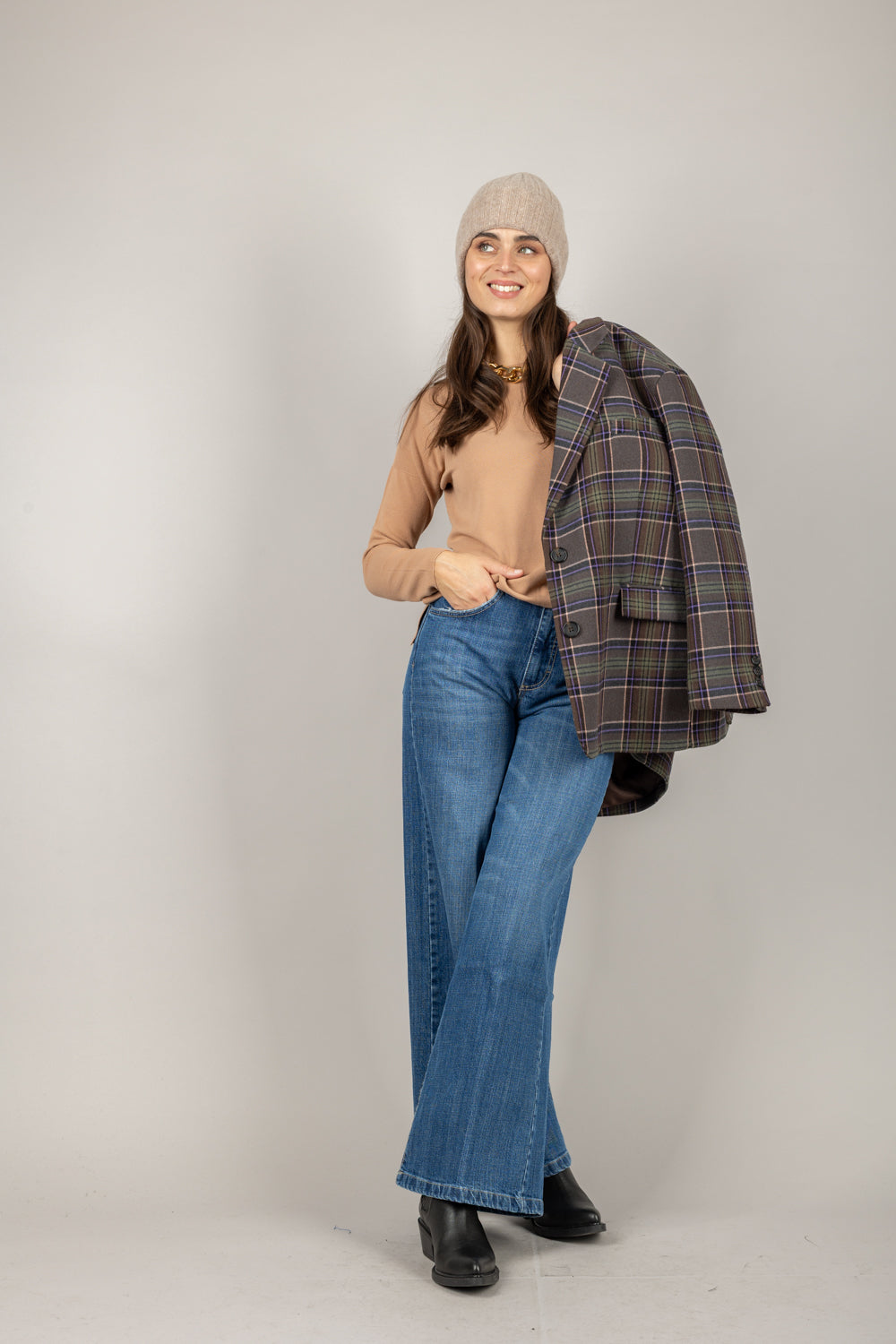 KONTATTO - 3M0800C - MAGLIA SCATOLETTA CON SPACCHI LATERALI