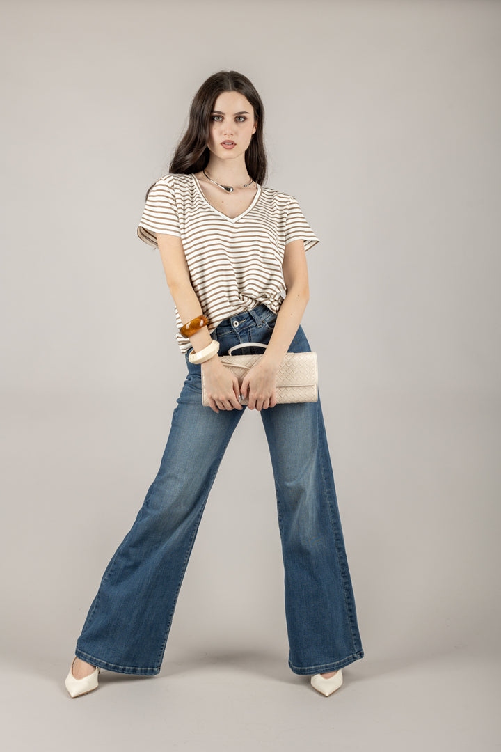 VICOLO - UD0267 - T-SHIRT RIGHE FINE SCOLLO A V