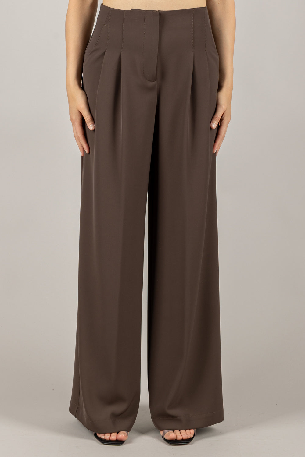 KONTATTO - MA3043N/MA3042N - COMPLETO GIACCA MANICA CORTA E PANTALONE FLUIDO