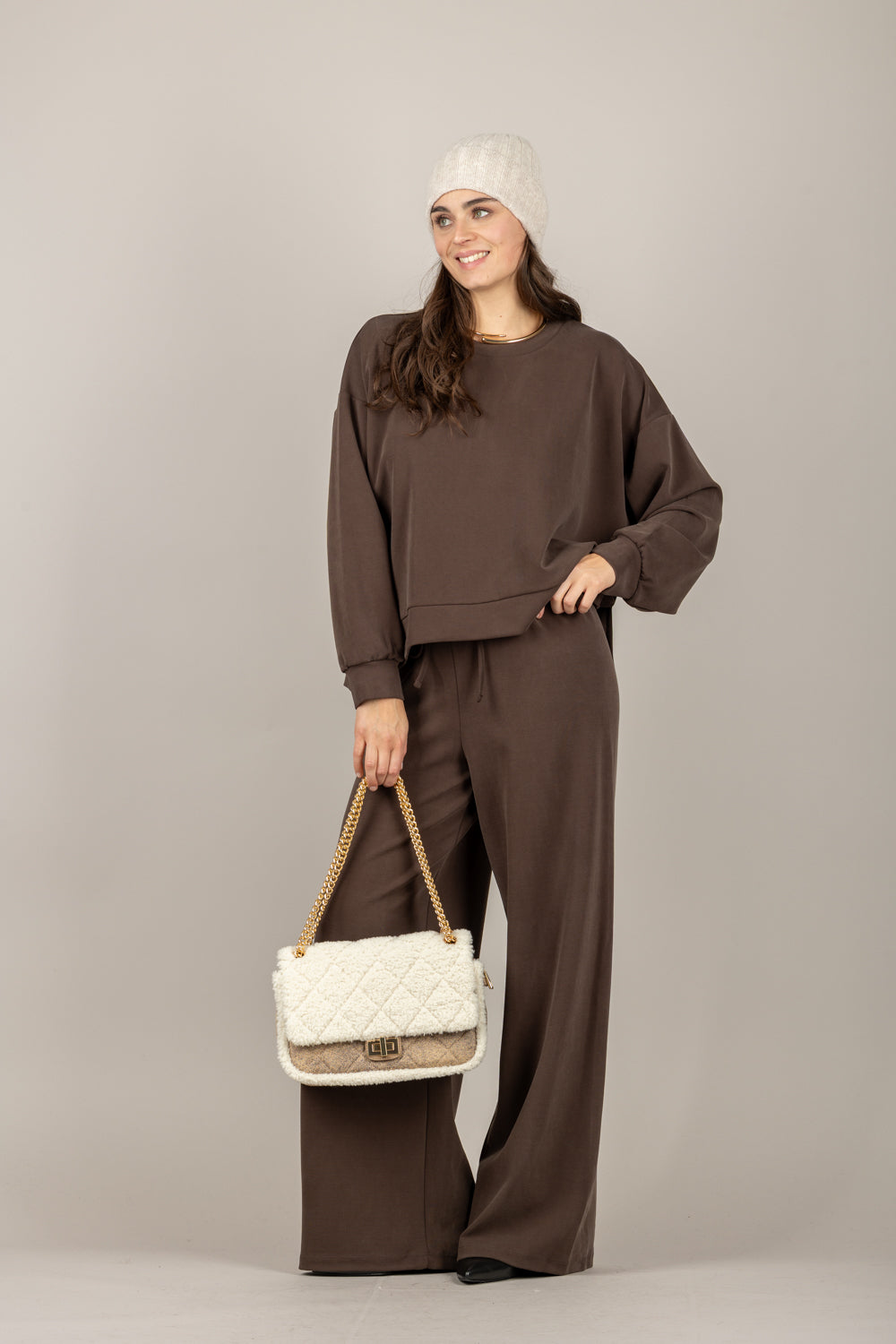 EMUNA - 271F02 - FELPA OVER CON SPACCHI LATERALI