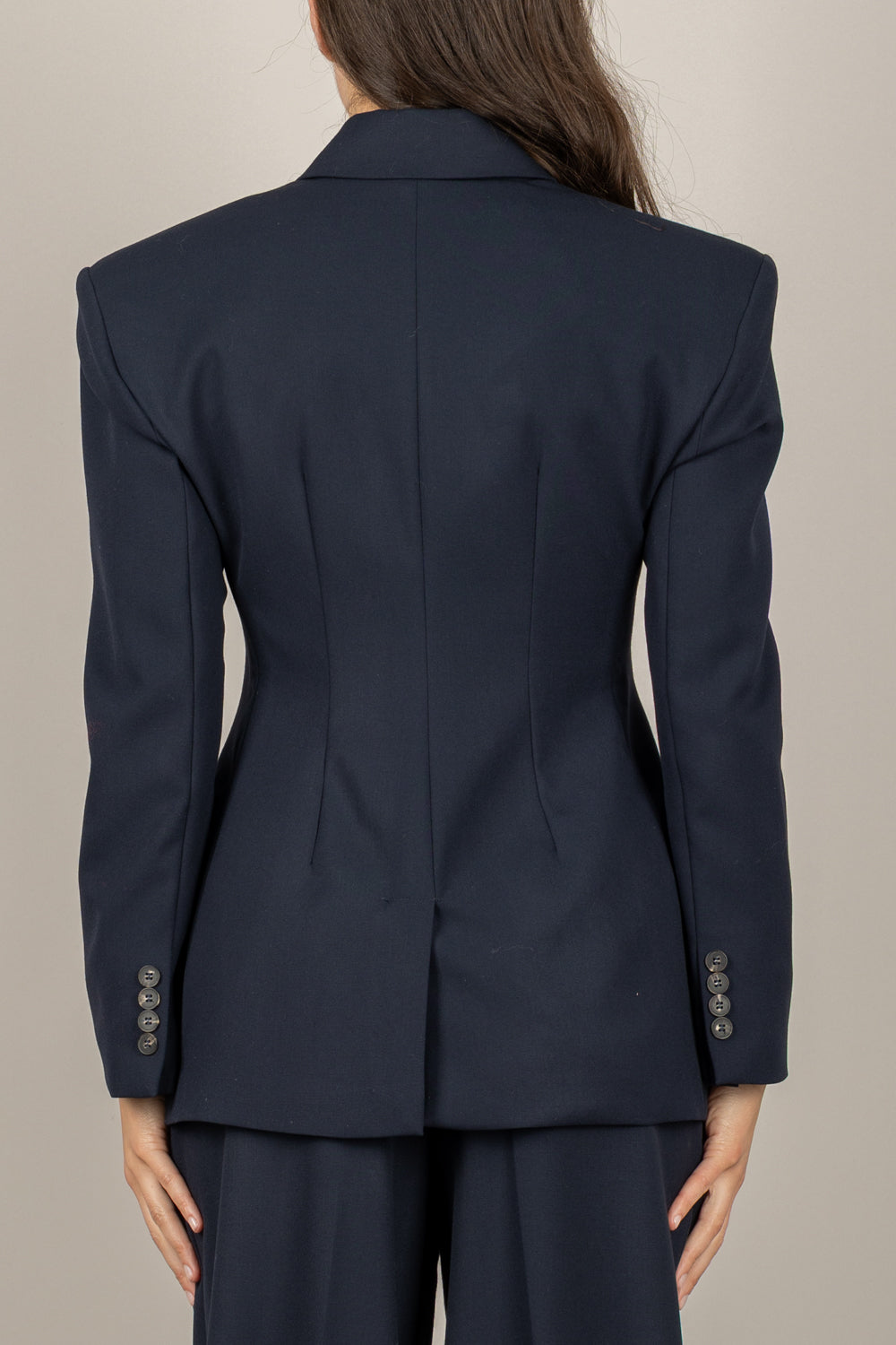 TENSIONE IN - W25J727 - GIACCA BOTTONE ASIMMETRICO CON SPILLA