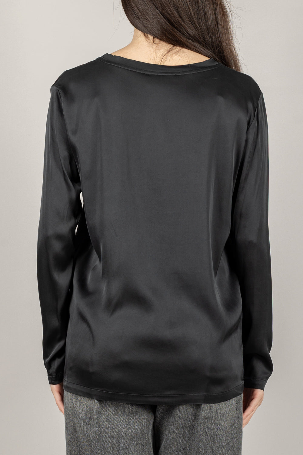 VICOLO - TF0244 - MAGLIA GIROCOLLO IN SATIN