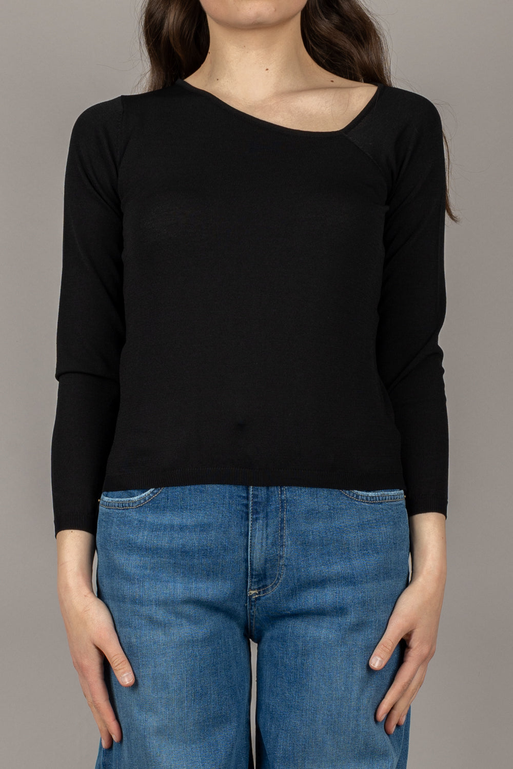 VICOLO - 22053D - MAGLIA SCOLLO ASIMMETRICO
