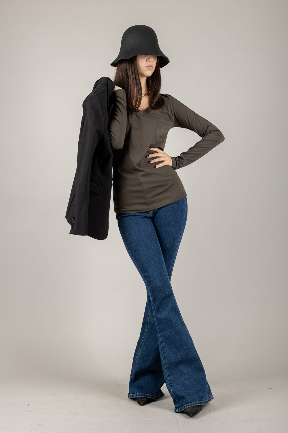 EMUNA - 271-M-07 - T-SHIRT SCOLLO A V
