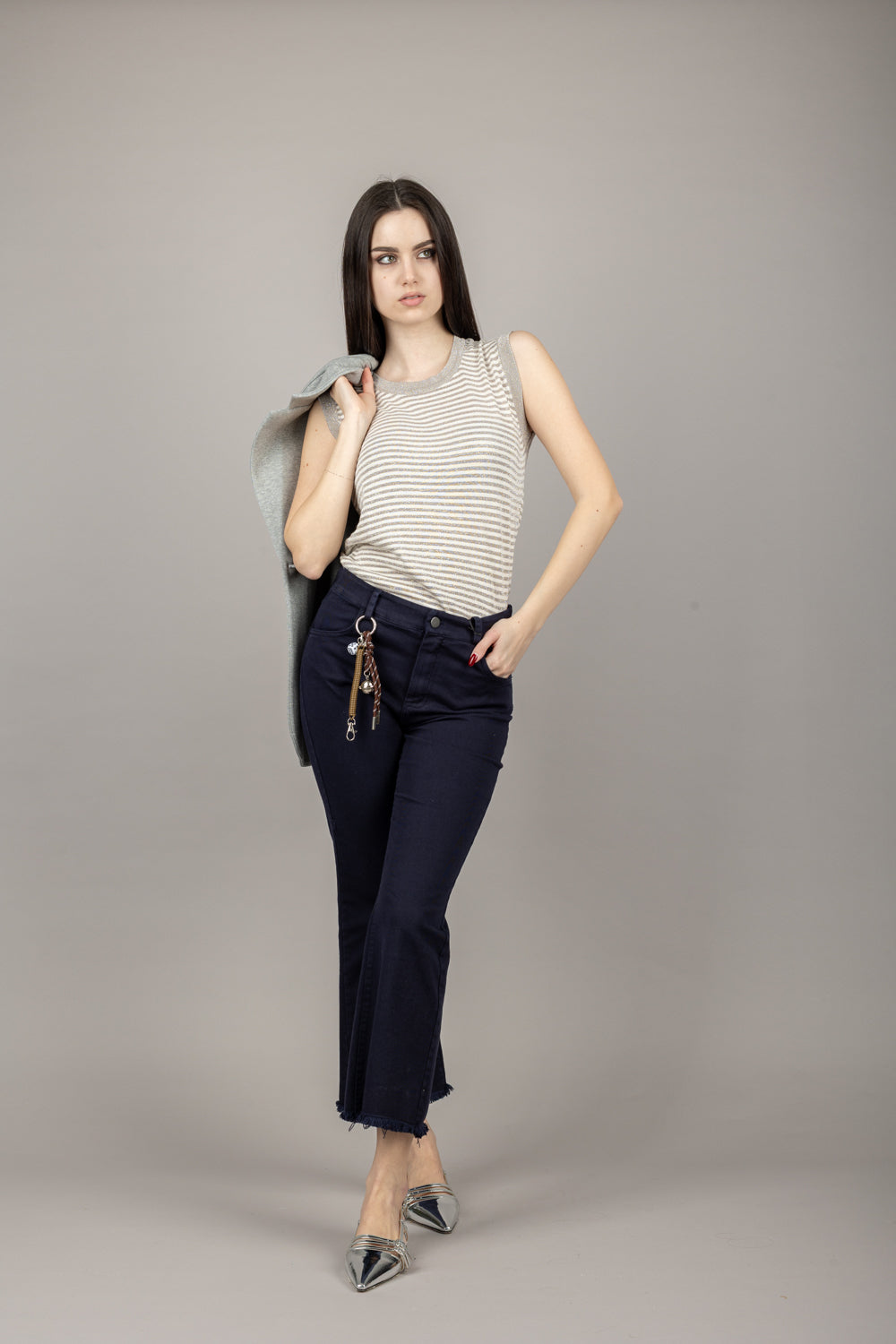 TENSIONE IN - PA3568/GAD - PANTALONE CON CHARM DADO