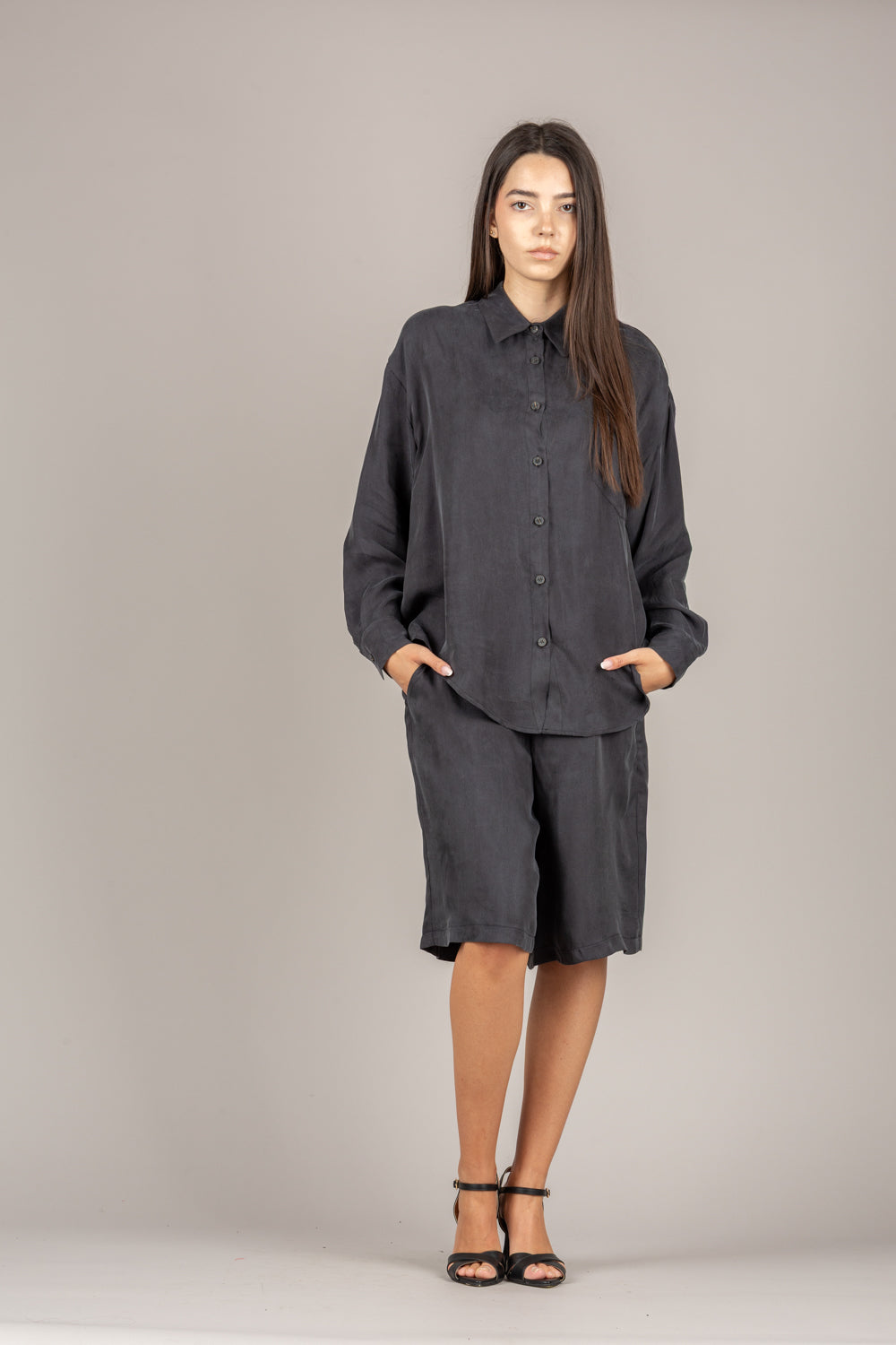 TENSIONE IN - 26P4728 - BERMUDA IN MISTO CUPRO NERO