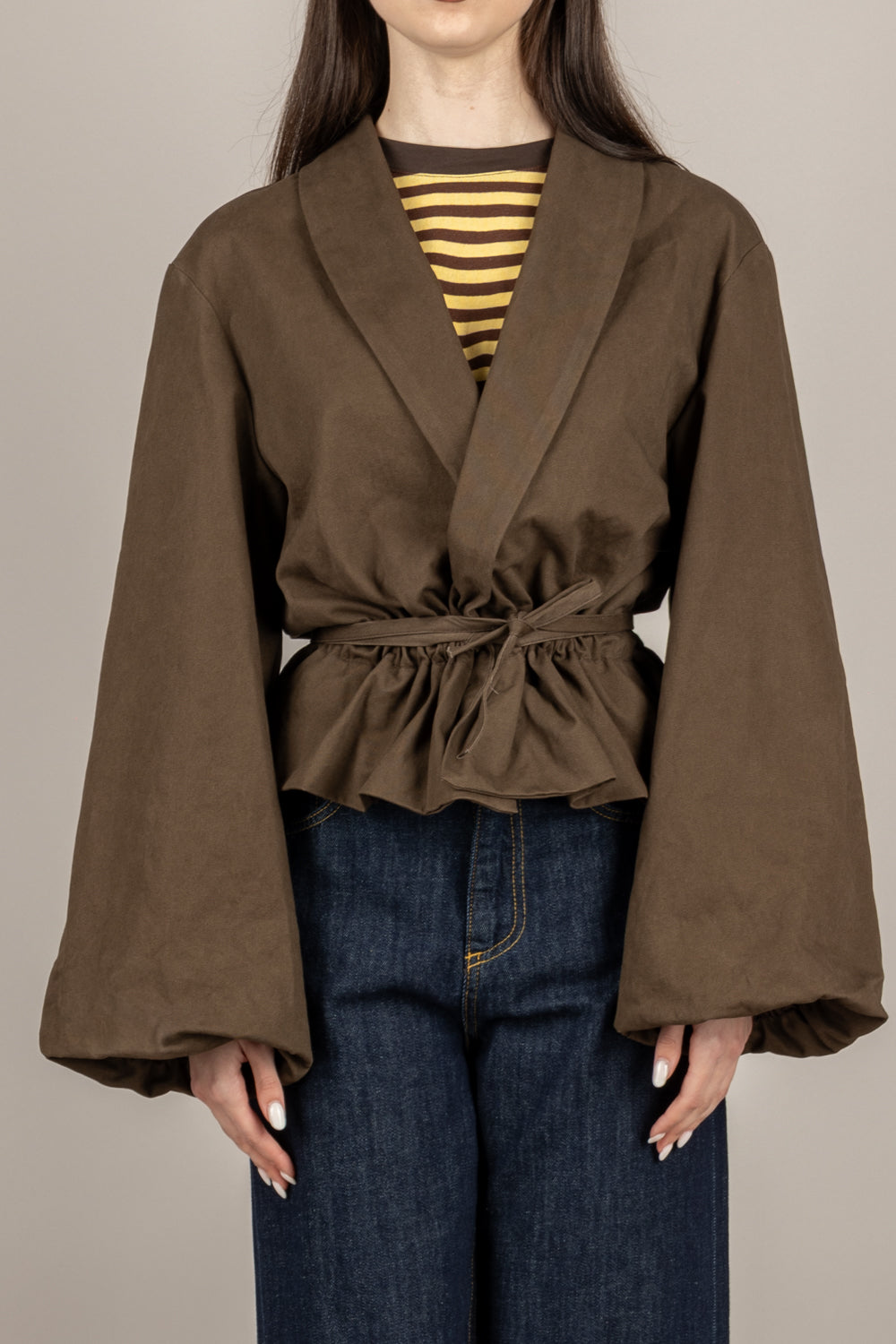 TENSIONE IN - 38815 - GIACCA COULISSE MORO