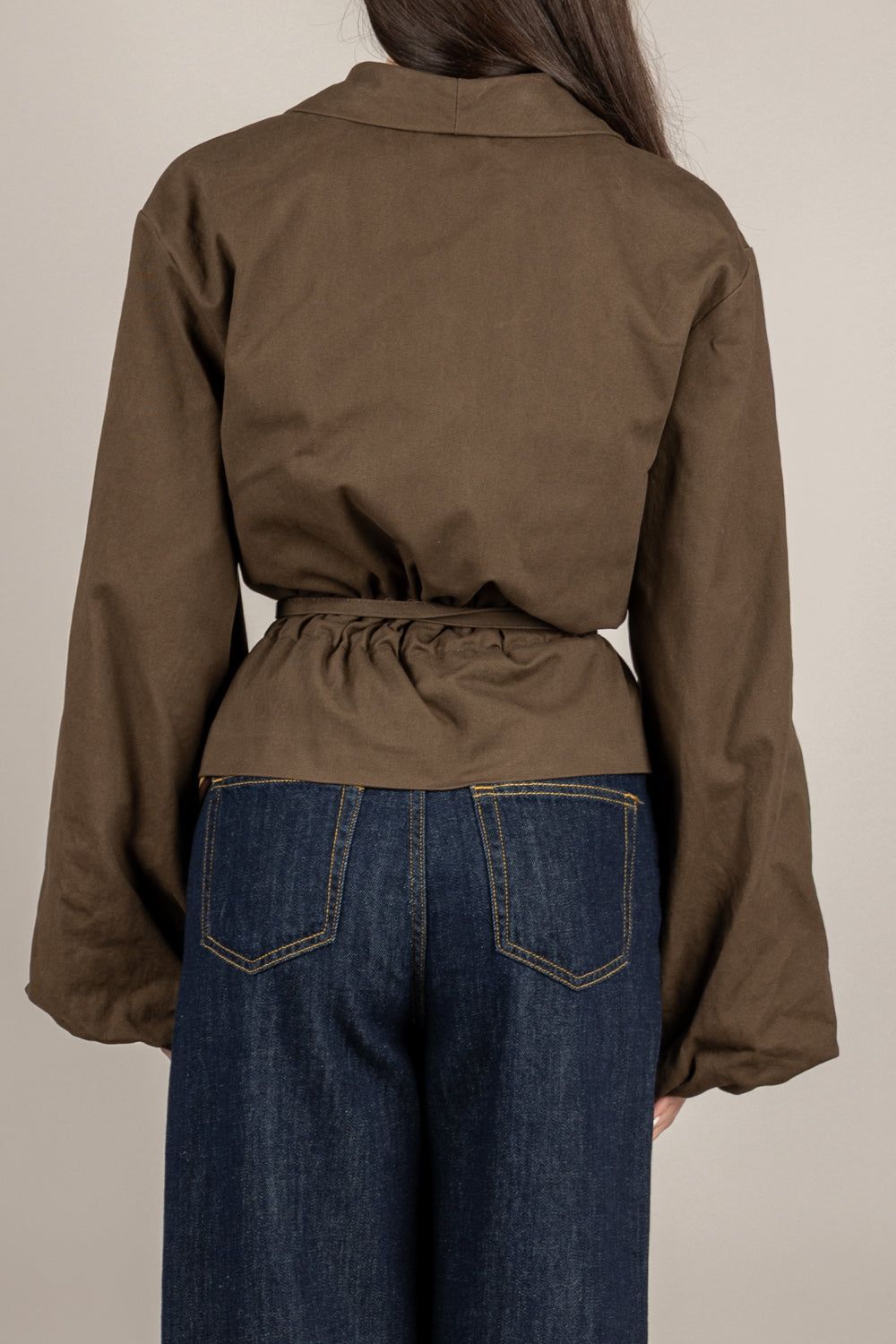 TENSIONE IN - 38815 - GIACCA COULISSE MORO