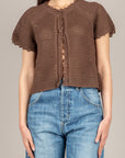 VICOLO - 3AB3022 - MAGLIA CROCHET CHIUSURA DUE BOTTONI  FONDENTE