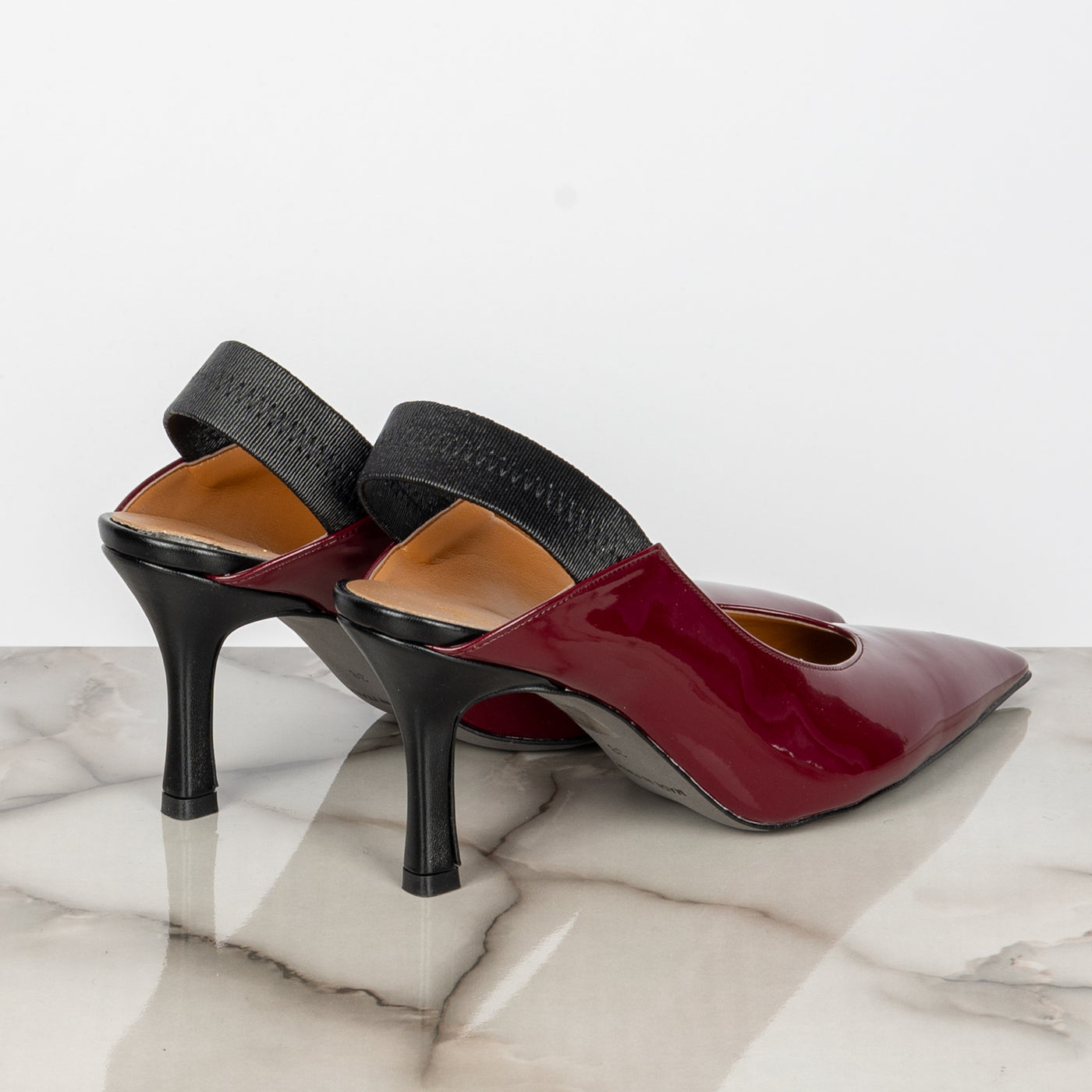 DIVINE FOLLIE - 23/64 - DECOLLETE SLING BACK VERNICE CON ELASTICO