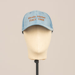 VICOLO - AAB0083 - CAPPELLO CON VISIERA IN DENIM CELESTE