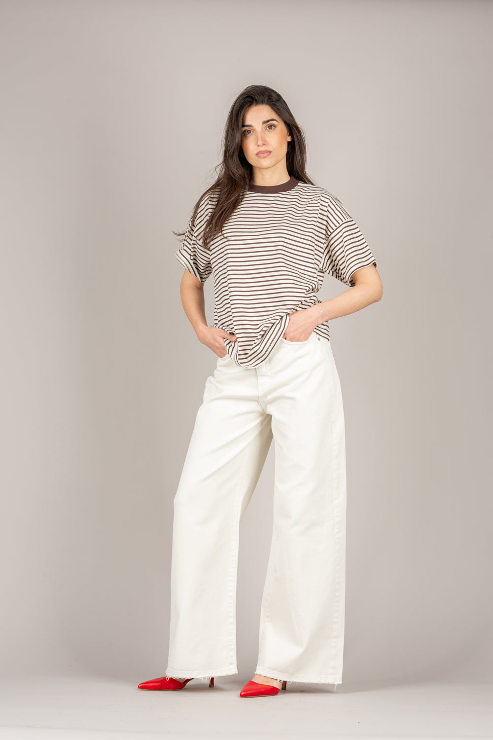 TENSIONE IN - GIUSI-PAINT - JEANS PALAZZO CON TASCONI BURRO