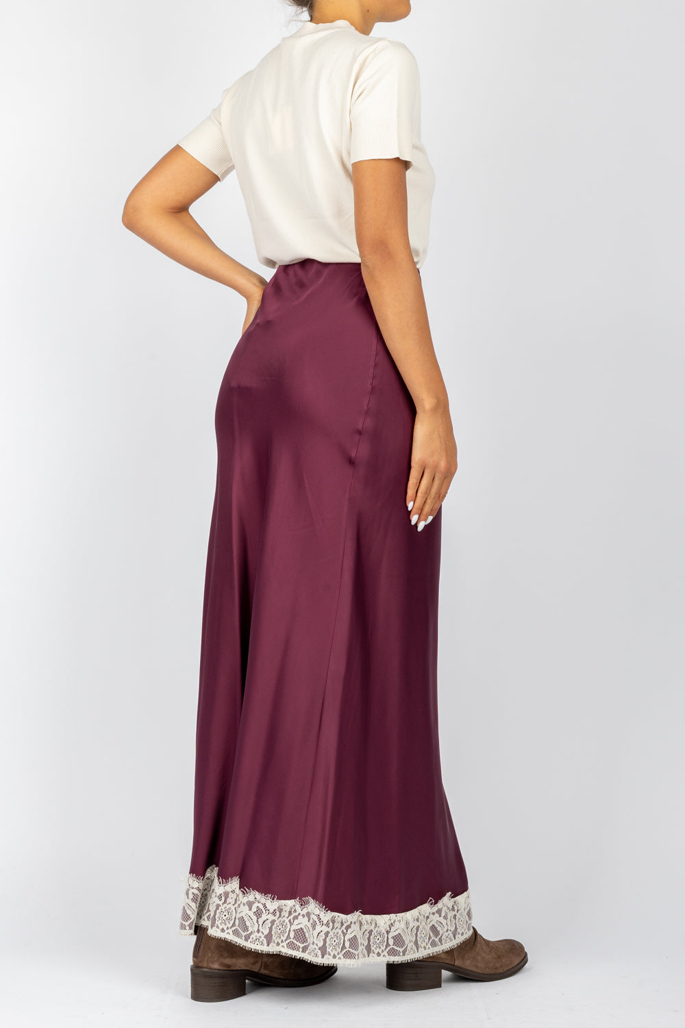 HAVEONE - GGE-M047 - GONNA IN SATIN CON BORDO IN PIZZO E SPACCO LATERALE