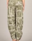 MOTEL - S26PA42 - PANTALONE BARREL STAMPA BANDANA UNICA
