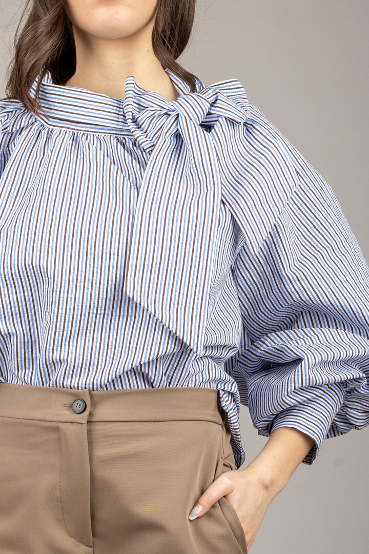 VICOLO - TD1096 - CAMICIA OVER A RIGHE CON FIOCCO