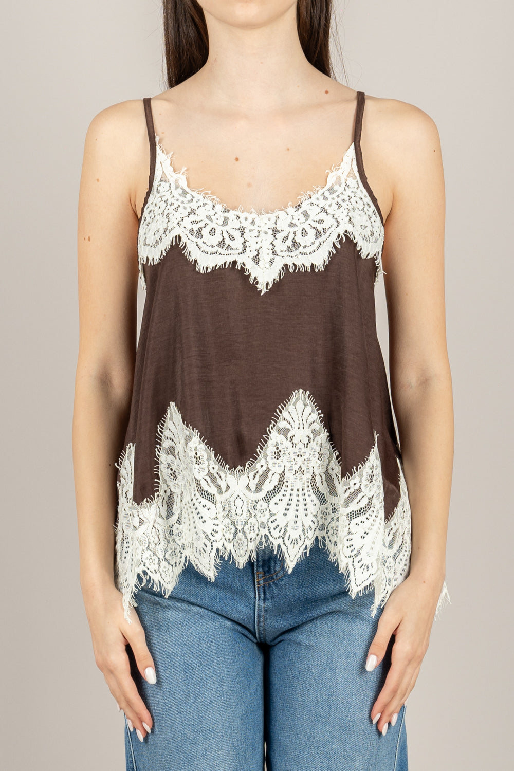 VICOLO - TAB1176 - TOP IN SATIN CON PIZZO MORO BURRO